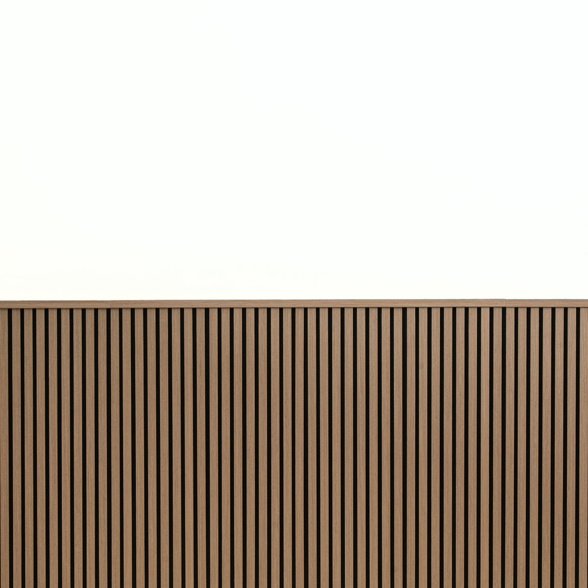 Close-up of the oak wood-grain slat texture on ZETY wainscoting panels